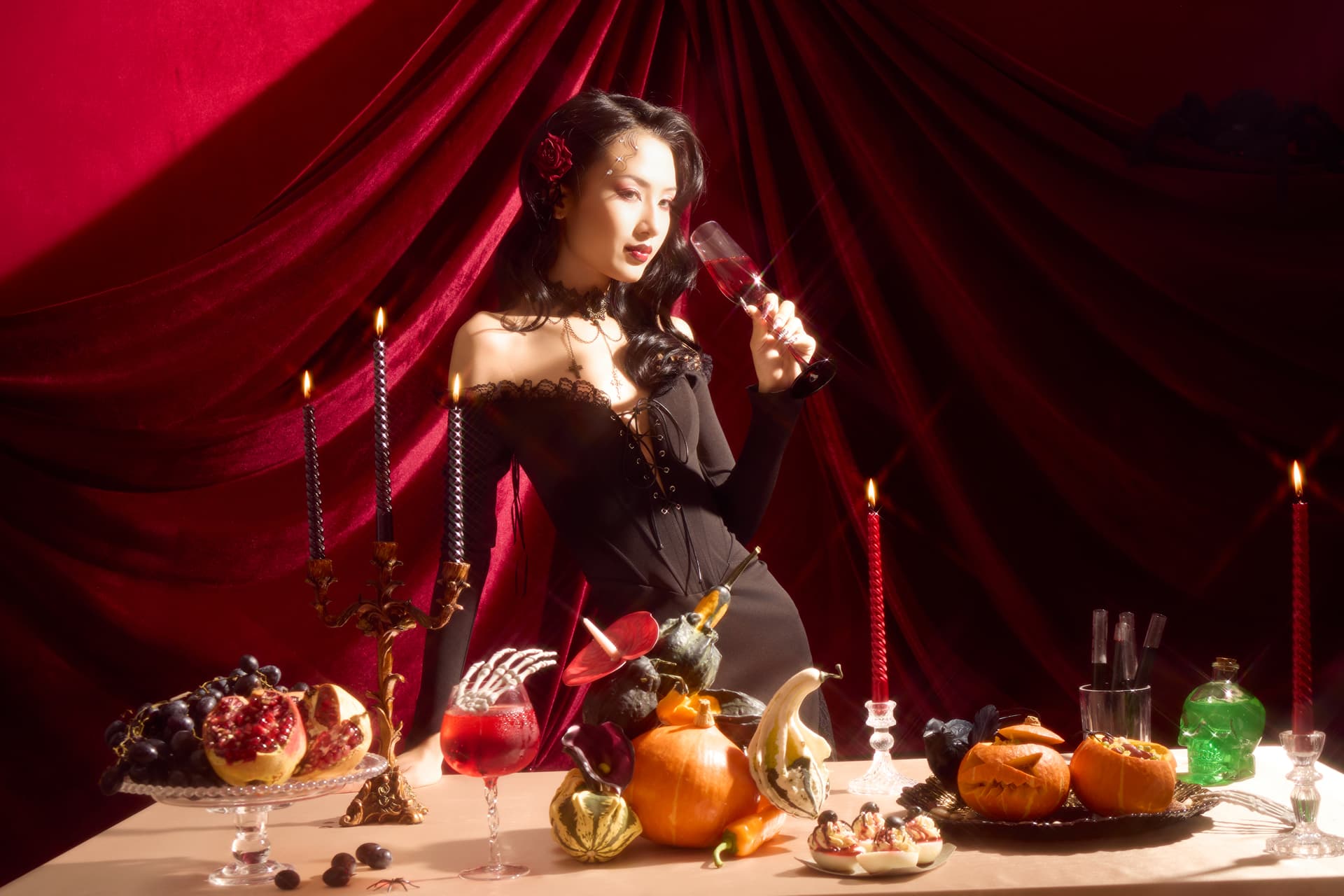 HALLOWEEN VAMPIRE PARTY CONCEPT PHOTOGRAPHY